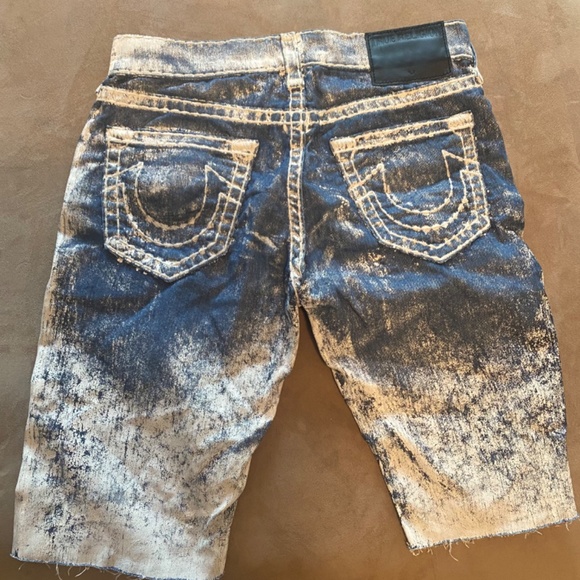 True Religion Men’s shorts - Picture 2 of 9